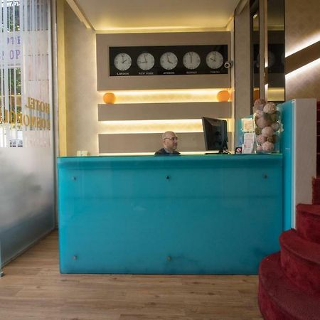 Hotel Cosmopolit Atene Esterno foto